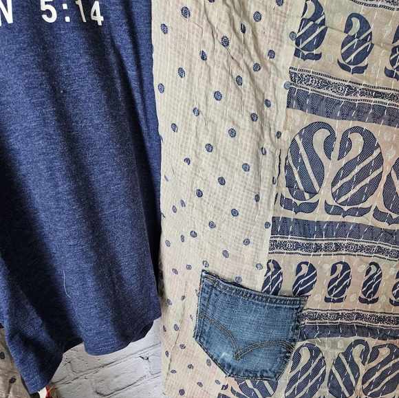 UPCYCLED Kantha Poncho Top OS - Picture 4 of 5